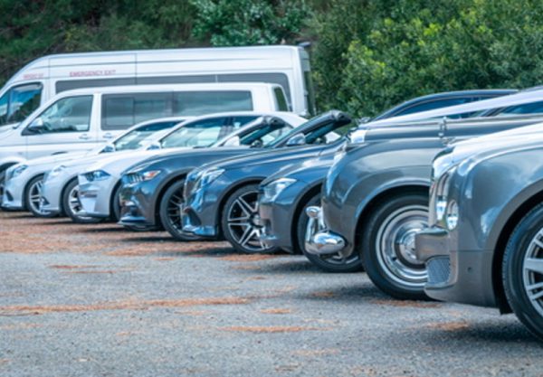 Elite Transportation Services Luxury travel for discerning clients.